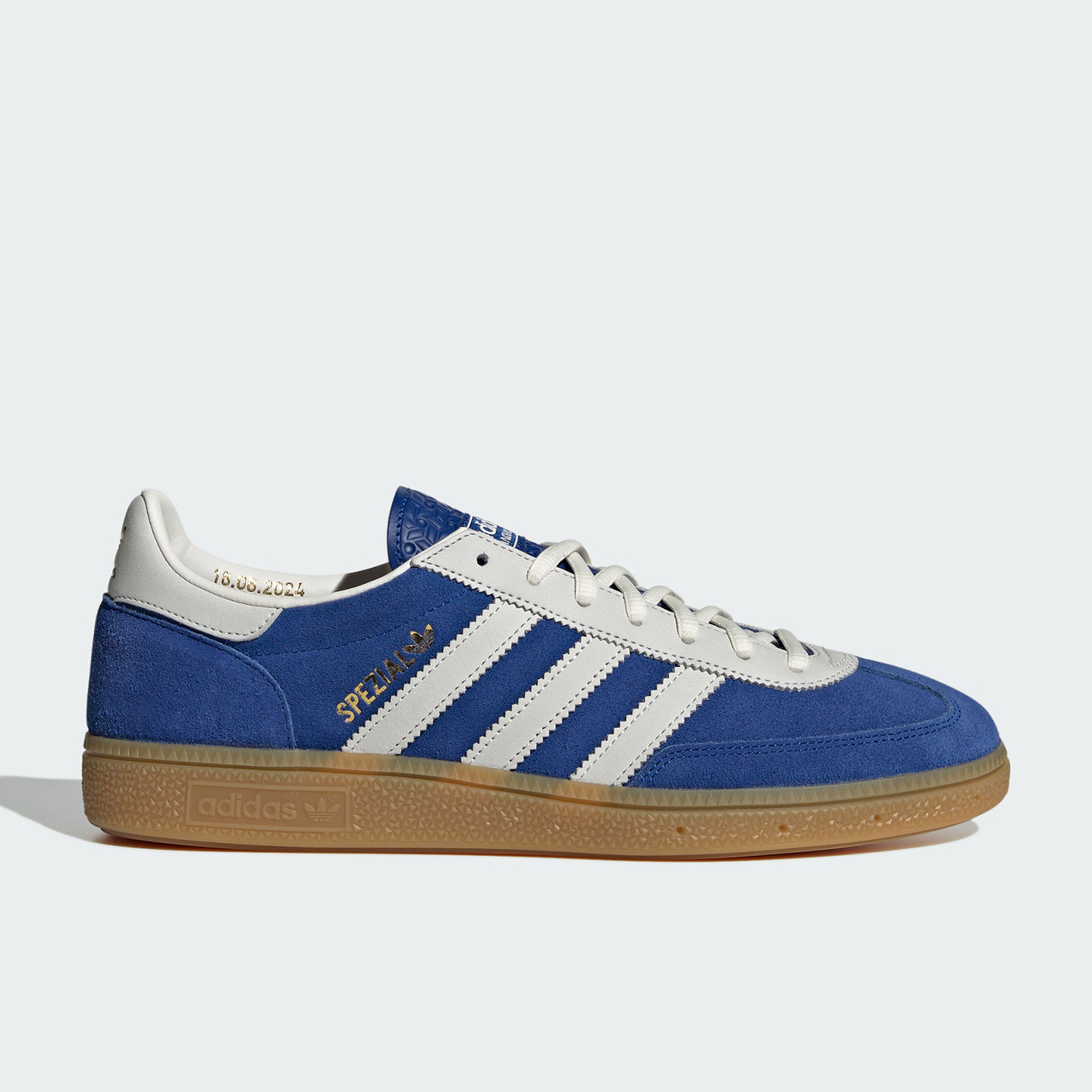 حذاء رياضي كلاسيكي خفيف الوزن  - مراجعة Adidas Shoes Samba وسعره